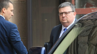 Главният прокурор Сотир Цацаров взе на специален надзор разследването срещу