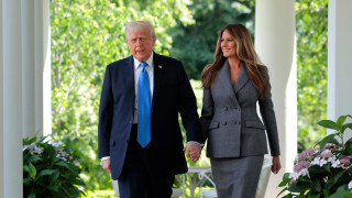 Президентът на САЩ Доналд Тръмп коментира твърдения че съпругата му Мелания