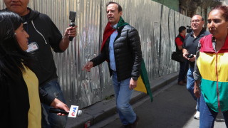 Бившият президент на и кандидат на партията Libre 21 Хорхе