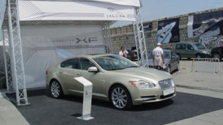 Jaguar XF за първи път на изложение у нас