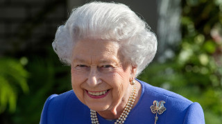 Кралица Елизабет се издаде, че не мрази Меган Маркъл