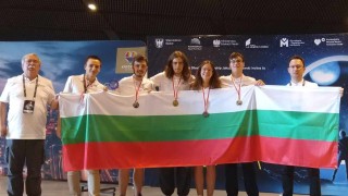 Български ученици по астрофизика спечелиха 5 медала на 16 ото издание