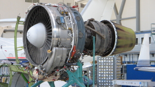 Готви се голямо сливане в авиационния сектор