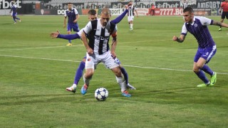 Локо (Пловдив) запази мястото си в Първа лига след успех над Етър