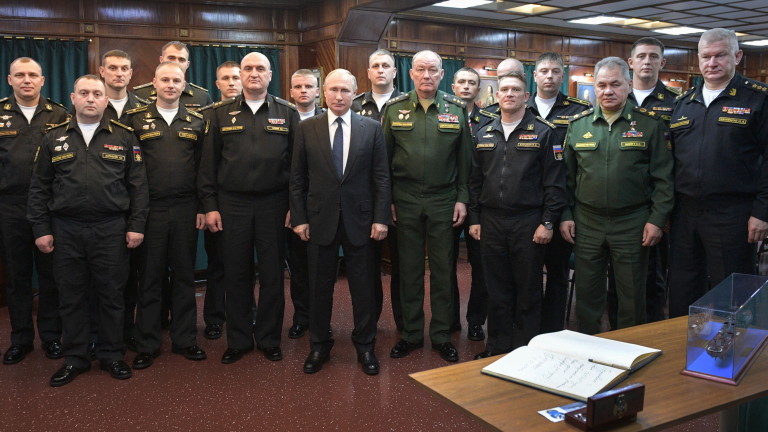 Путин настоя за укрепване на статута на Русия като водеща морска сила