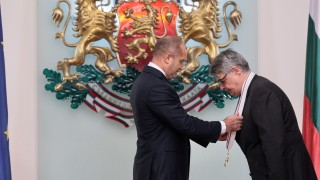 Президентът отличи с Орден "Стара планина" гръцкия посланик у нас