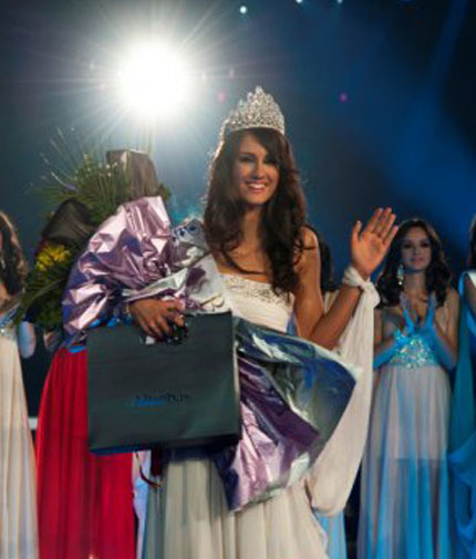 17-годишната Ина Манчева стана Мис България 2012