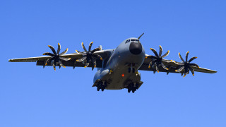 Турски военен самолет "светна" над България и Полша