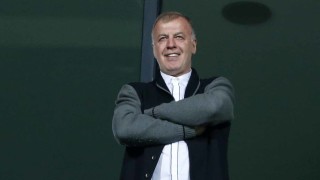 Феновете на Левски изненадаха мажоритарния собственик на клуба Наско Сираков