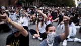  Протестите в Съединени американски щати остават всеобщи, само че по-мирни, арестувани са 10 000 души 