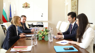 Кметът Йорданка Фандъкова запозна премиера Кирил Петков с проектите по