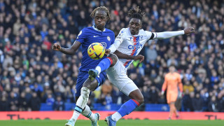 Защитникът на Челси Трево Чалоба може да продължи кариерата
