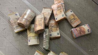 Хванаха недекларирани 459 522 лева на Капитан Андреево при проверка