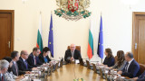 Служебният кабинет бори дезинформацията с прозрачност
