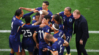 Нидерландия постигна хубава победа с 3 0 в осминафинален мач