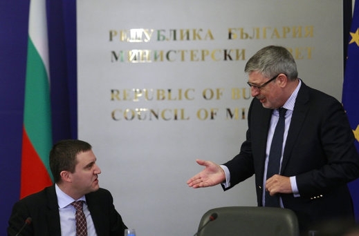 Да не обсъждаме всяко нещо, което ви хрумне, "скастри" Горанов синдикати и работодатели