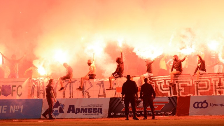 ЦСКА с последно предупреждение за лишаване от домакинство (Всички наказания в Първа лига)