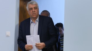 БСП пита: А ще стигнат ли парите до фирмите?