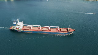 Още два кораба за превоз на зърно напуснаха украинското пристанище