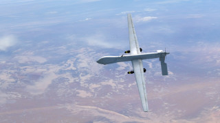 Украйна нанесе удари по Русия със 75 дрона предизвиквайки пожар