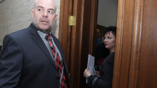 Готвят още обвинения за "Белене", разпитаха и Теменужка Петкова