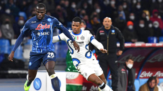 Челси е провел разговори с агента на защитника на Наполи