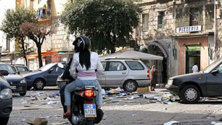 4500 тона непочистени отпадъци се натрупаха в Неапол