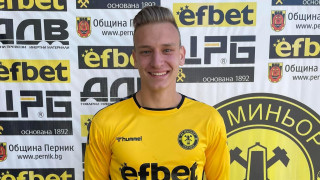 Халфът Емил Ценов ще започне подготовка с ЦСКА това лято