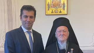 Съпредседателят на Продължаваме Промяната Кирил Петков и бившият премиер Николай