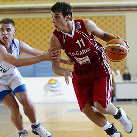 Драматична загуба за младежите на европейското по баскетбол в Атина