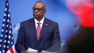 Министърът на отбраната на САЩ Лойд Остин добавя България като