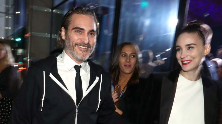 Руни Мара и Хоакин Финикс отново го направиха