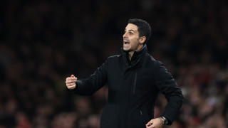 Мениджърът на Арсенал Микел Артета защити Виктор Гьокереш след като