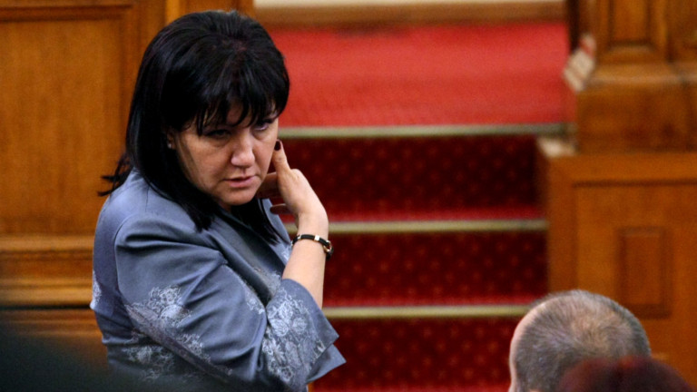 Караянчева иска да се забрави предизборната лексика
