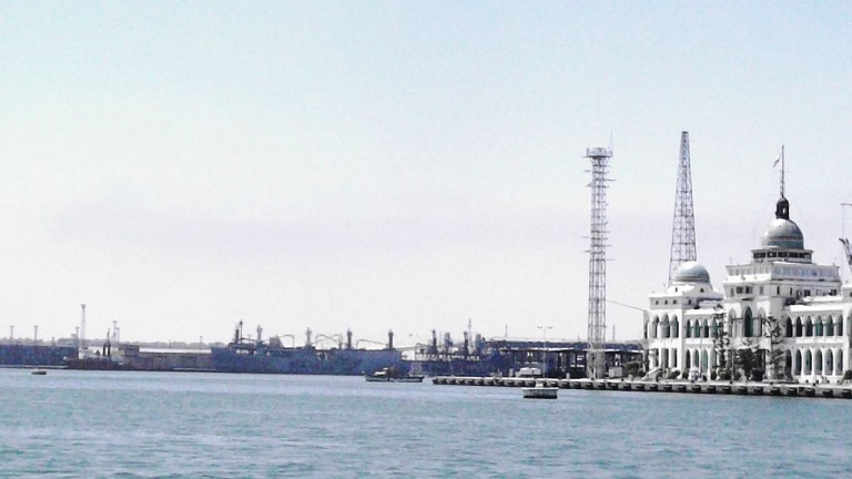 Русия прави промишлена зона на Суецкия канал за $7 милиарда
