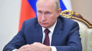 Руският президент Владимир Путин планирал да се оттегли в началото