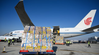 Най мащабната въздушна битка в историята се води без ракети и