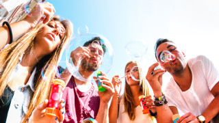 Месец май който посрещаме утре по традиция е един от