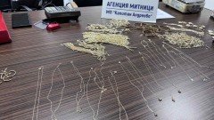 Недекларирани златни накити за близо 90 000 лв. хванаха на МП "Капитан Андреево"