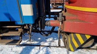 Арестуваха двама служители на БДЖ за кражба на гориво в София