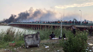 Силите за сигурност в Ирак са убили най малко 27 протестиращи