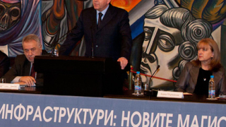 Държавата е непредсказуема, обяви Първанов