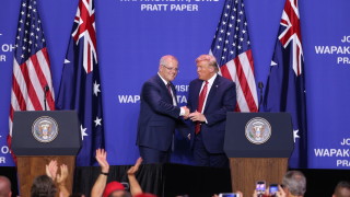 Президентът на САЩ Доналд Тръмп се обадил на австралийския премиер