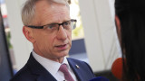 Денков не може да гарантира работата на миньори и енергетици до пенсия