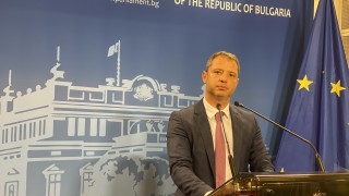 След като във вторник Комисията по бюджет и финанси отхвърли