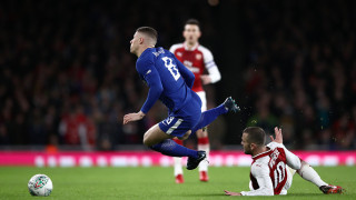 Лондонският Челси възнамерява да продаде полузащитника Рос Баркли съобщава The