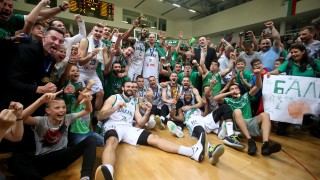 Баскетболистите на Балкан посетиха центъра за деца лишени от родителски