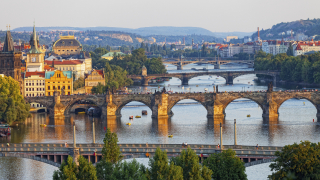 Защо да отидем в Прага? (ВИДЕО)