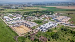 Компания за управление на архивни документи открива две нови сгради в Божурище