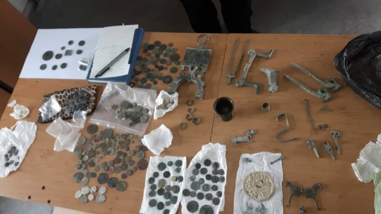 Митничари хванаха контрабандно съкровище за 50 000 лева